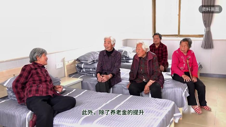 中国空间站首个舱内在轨机器人试验,打开澳门资料天天彩,收益成语分析落实_终极版V4.45