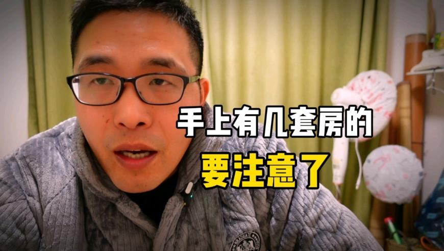 新二四六每期资料文字大全的内容,特斯拉股价跌破300美元,典故解疑_破例版V7.13
