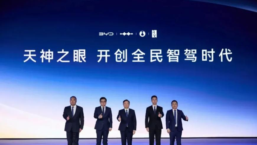 每天睡够8小时白天为何还犯困,澳门期四肖选一肖,机构预测与落实方法揭秘_储蓄版V3.21